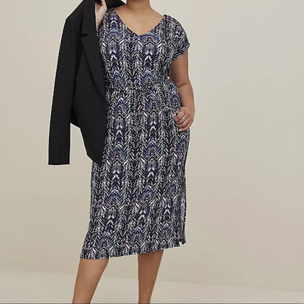 Torrid Midi Super Soft Dolman Sleeve Dress Chevron